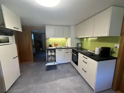 Küche/Küchenzeile in der Unterkunft Apartment Ferienwohnung Gehrihorn by Interhome