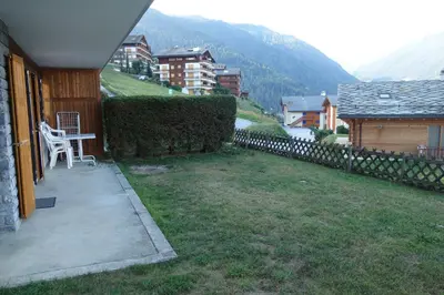 Ein allgemeiner Bergblick oder ein Berglick von der Ferienwohnung aus