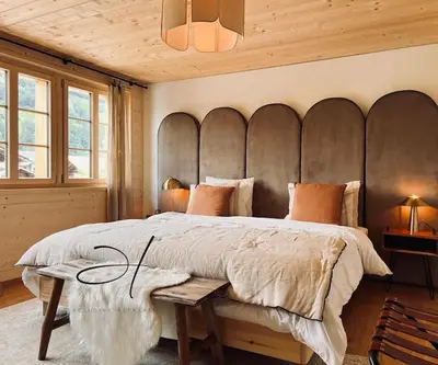 Ein Bett oder Betten in einem Zimmer der Unterkunft Hidden Retreats 1466 Edition