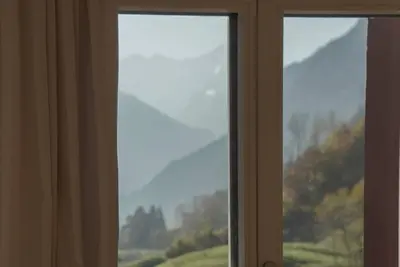 Ein allgemeiner Bergblick oder ein Berglick von der Ferienwohnung aus