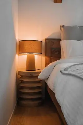 Ein Bett oder Betten in einem Zimmer der Unterkunft Hidden Retreats The GlacierDoor