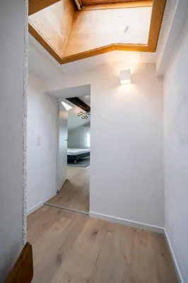 Grundriss der Unterkunft Large apt in town center next to Brunngasse & near lake