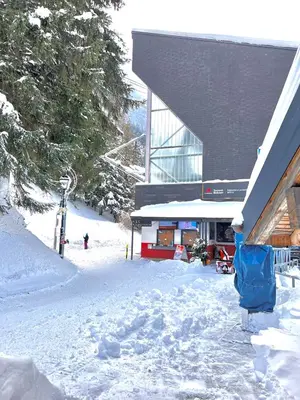 Tarbey - Studio au départ du télécabine Torrent im Winter