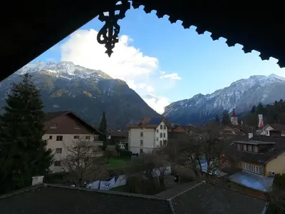Ein allgemeiner Bergblick oder ein Berglick von der Ferienwohnung aus