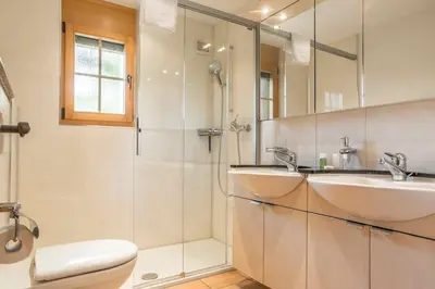 Ein Badezimmer in der Unterkunft Chalet Heimat