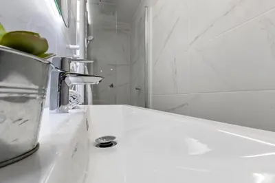 Ein Badezimmer in der Unterkunft Nendaz 3BR - Vue alpine & Balcon - 8 Pers