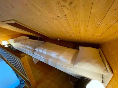 Grundriss der Unterkunft SwissHut Modern Chalet with Spa - Chalet Beunden