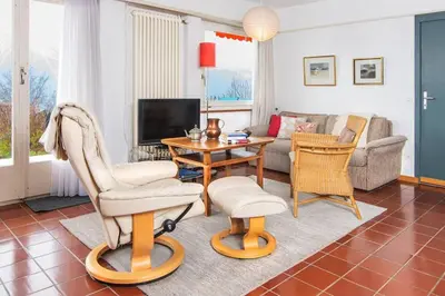 TV/Unterhaltungsangebot in der Unterkunft Lake Thun Alps Scenic Views and Concierge by SwissHut
