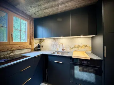 Küche/Küchenzeile in der Unterkunft Chalet Monjeri, modern und einzigartig