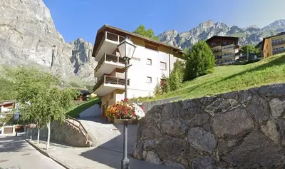 Ein allgemeiner Bergblick oder ein Berglick von der Ferienwohnung aus