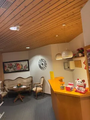 Ein Sitzbereich in der Unterkunft Hotel ilufa