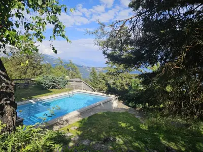 Der Swimmingpool an oder in der Nähe von Vue 180 - Au pied des pistes - Typique et alpin