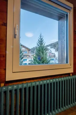 Ein allgemeiner Bergblick oder ein Berglick von der Ferienwohnung aus