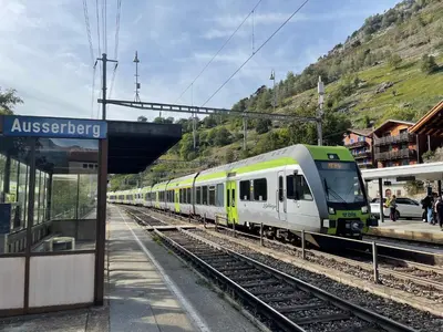 Ein allgemeiner Bergblick oder ein Berglick von des Hotels aus