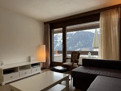 Ein allgemeiner Bergblick oder ein Berglick von der Ferienwohnung aus