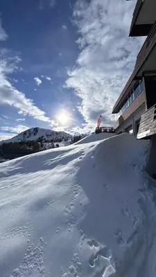 Ski-in and out in Thyon 2000 im Winter