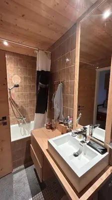 Ein Badezimmer in der Unterkunft Ski-in and out in Thyon 2000