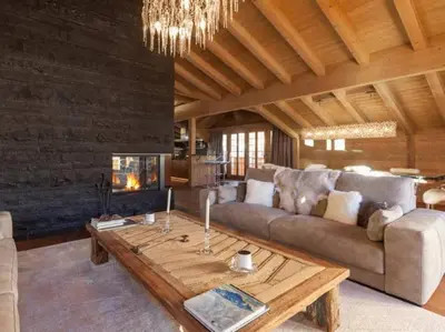 Ein Sitzbereich in der Unterkunft Stunning Modern Chalet with Indoor Pool and Spa