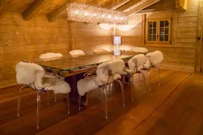 Grundriss der Unterkunft Stunning Modern Chalet with Indoor Pool and Spa