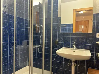 Ein Badezimmer in der Unterkunft Combyre C 020 - COMFORTABLE apartment 6 pers