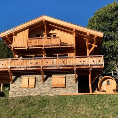 Chalet in Les Masses with garden