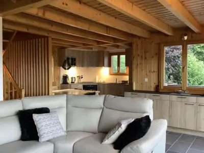 Ein Sitzbereich in der Unterkunft Chalet in Veysonnaz with swimming pool