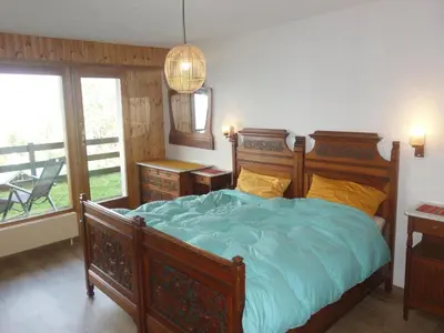 Ein Bett oder Betten in einem Zimmer der Unterkunft Cozy Apartment With Mountain Views