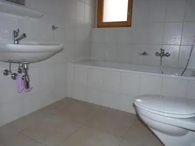 Ein Badezimmer in der Unterkunft Authentic Apartment With Mountain View