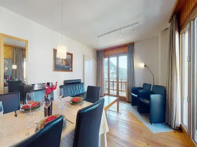 Ein Sitzbereich in der Unterkunft Apartment with front balcony