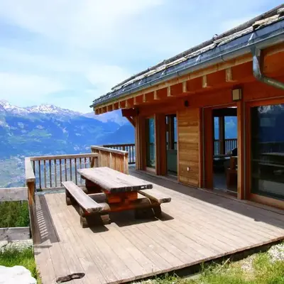 Chalet in Veysonnaz with hot tub