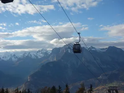 Ein allgemeiner Bergblick oder ein Berglick von der Ferienwohnung aus