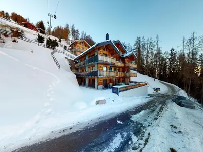 Apartment in Veysonnaz with Ski-In Ski-Out im Winter
