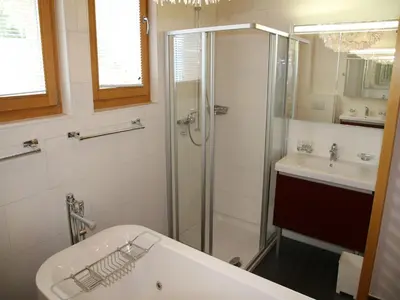Ein Badezimmer in der Unterkunft Apartment in Veysonnaz near Gondola & Spa