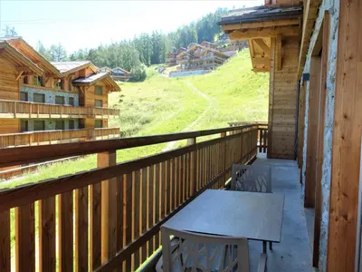 Ein Balkon oder eine Terrasse in der Unterkunft Apartment in Ski In Ski Out location