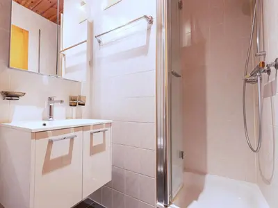 Ein Badezimmer in der Unterkunft 3-bedroom apartment in Veysonnaz