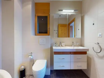 Ein Badezimmer in der Unterkunft Luxurious apartment in Veysonnaz