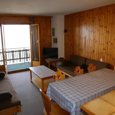 Inviting apartment in Veysonnaz