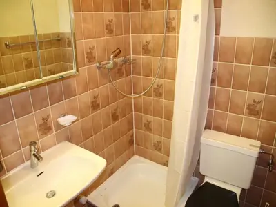 Ein Badezimmer in der Unterkunft Apartment with Rhone valley view