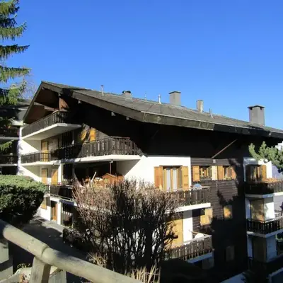 Apartment in Les Mélèzes near Gondola