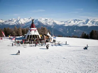 Apartment in Valais near Cable Car im Winter