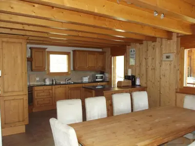Küche/Küchenzeile in der Unterkunft 4-star chalet in Veysonnaz