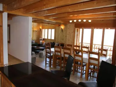 Ein Sitzbereich in der Unterkunft 4-star chalet in Veysonnaz