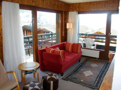 Ein Sitzbereich in der Unterkunft Cozy apartment with Rhône Valley view