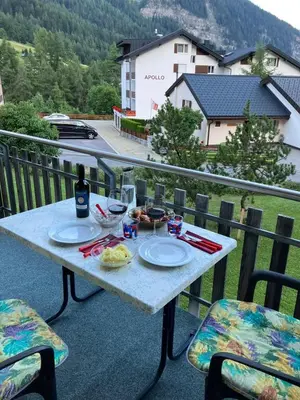 Ein allgemeiner Bergblick oder ein Berglick von der Ferienwohnung aus