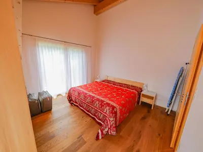 Ein Bett oder Betten in einem Zimmer der Unterkunft Apartment Kronenplatz 11 OG by Interhome