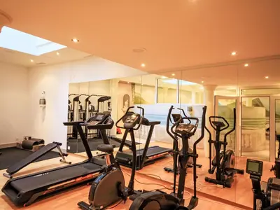 Das Fitnesscenter und/oder die Fitnesseinrichtungen in der Unterkunft Apartment Residence Chateau A-3 by Interhome