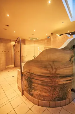 Ein Badezimmer in der Unterkunft Apartment Residence Chateau B-4 by Interhome