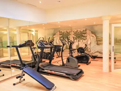 Das Fitnesscenter und/oder die Fitnesseinrichtungen in der Unterkunft Apartment Residence Chateau B-4 by Interhome