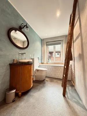 Ein Badezimmer in der Unterkunft Art Residence, Beat Stähli