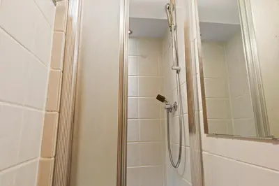Ein Badezimmer in der Unterkunft Bel appartement alpin à 5 min de Saas-Fee